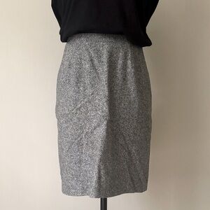 Anne Dee Goldin | Pencil Skirt in Gray Tweed | Size 6